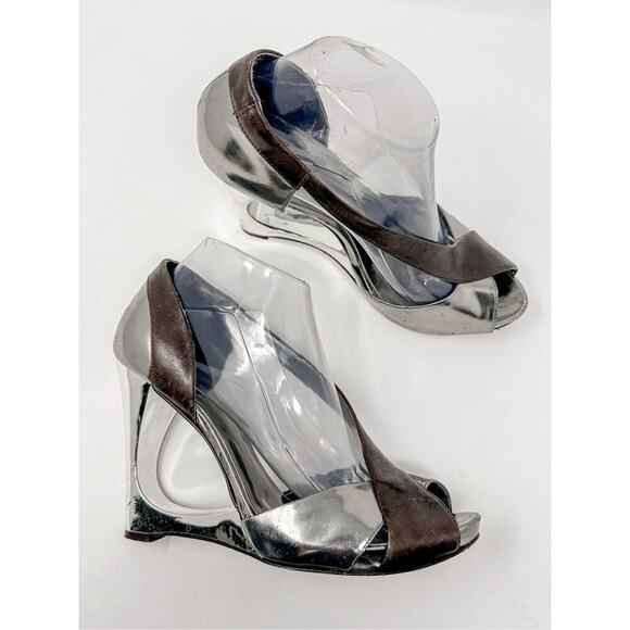 Marciano Women's Silver Leather Peep-Toe Wedge Heel Silver And Brown Size 8.5 - Picture 8 of 15